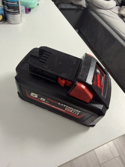 Vand Baterie Milwaukee M18 5.5 Amperi High Output