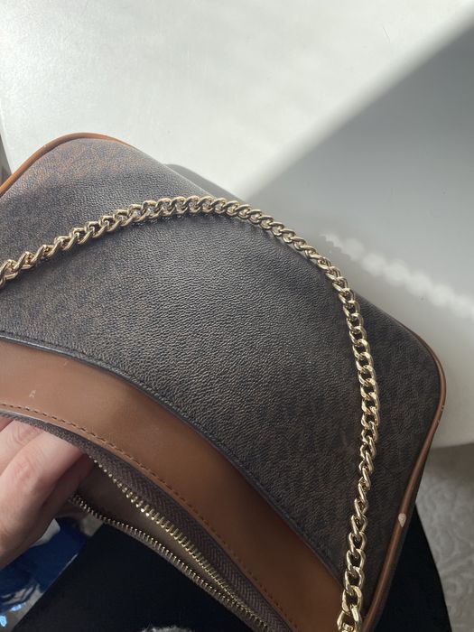 Продам сумку MICHAEL Kors original