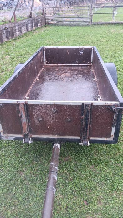 Remorcă auto 750 kg