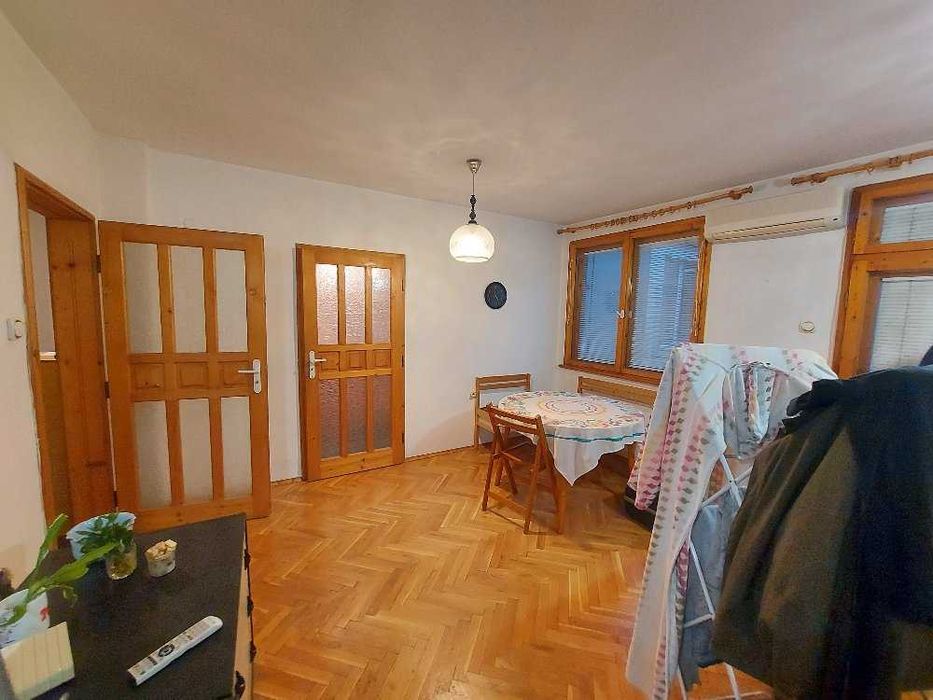 Дава се под наем Тристаен апартамент в Бургас, Възраждане - 88 кв.м за 229.5 € - Снимка #9