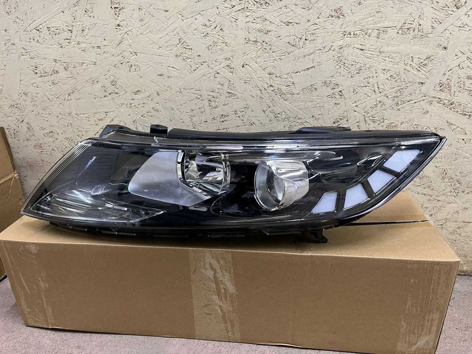 Фара (Левый и правый) на KIA Optima 2011- / КИА Оптима 2014