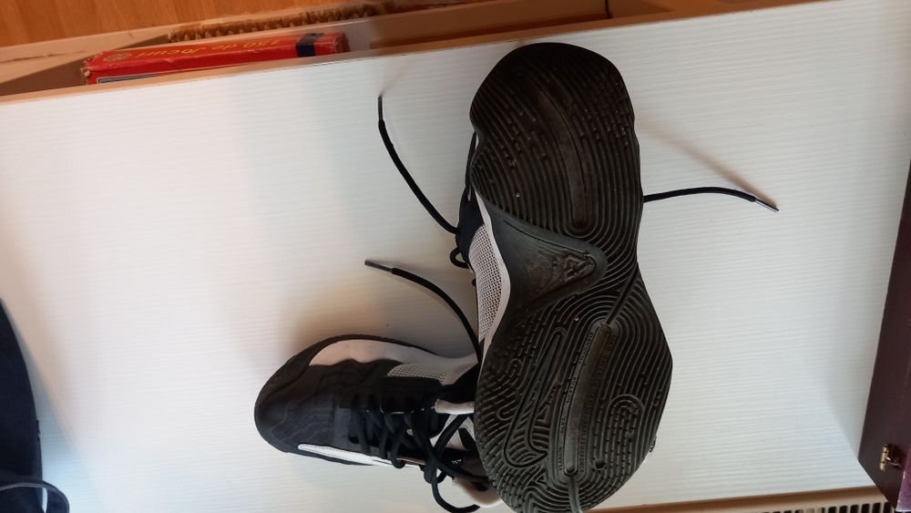 Adidasi Nike de vanzare 40