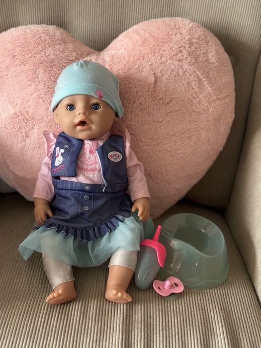Кукла бебе baby born