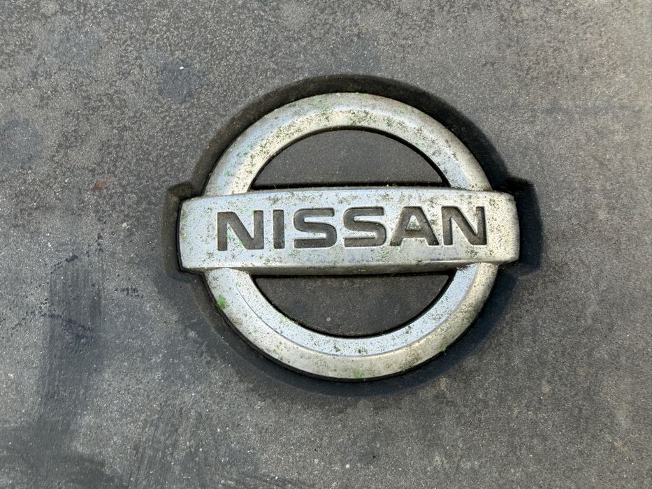 Капак на двигателя декоративен и обезшумяващ Nissan X-trail T31