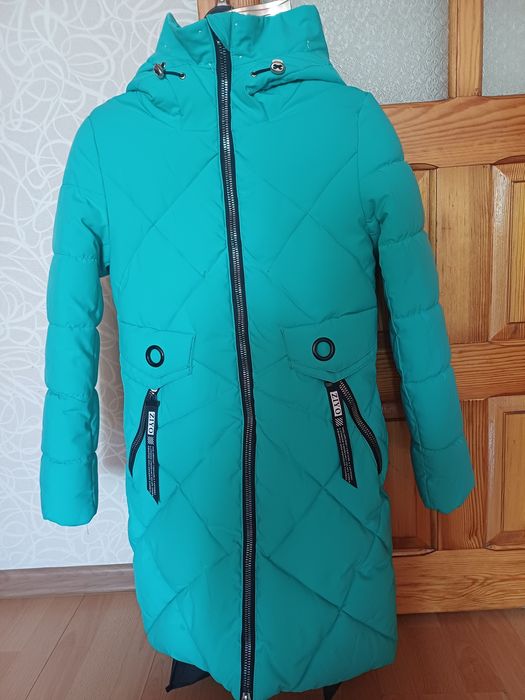 Зимняя куртка размер 42