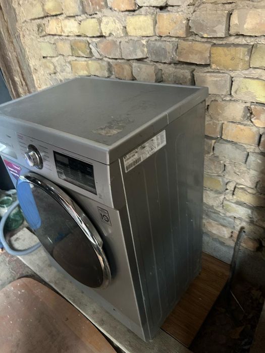 Стиралка автомат LG