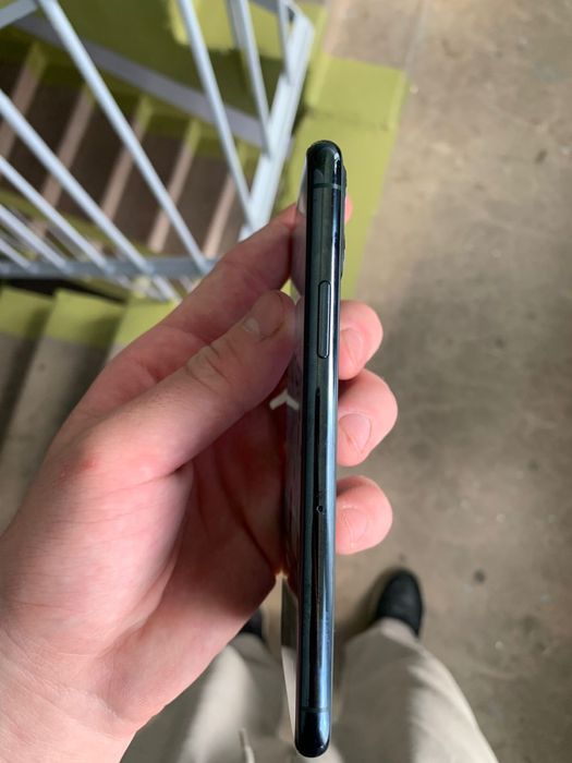 iPhone 11 pro 256 GB 74% акб