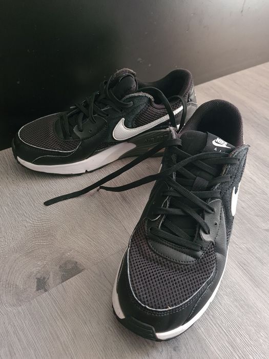 Дамски маратонки Nike Air Max