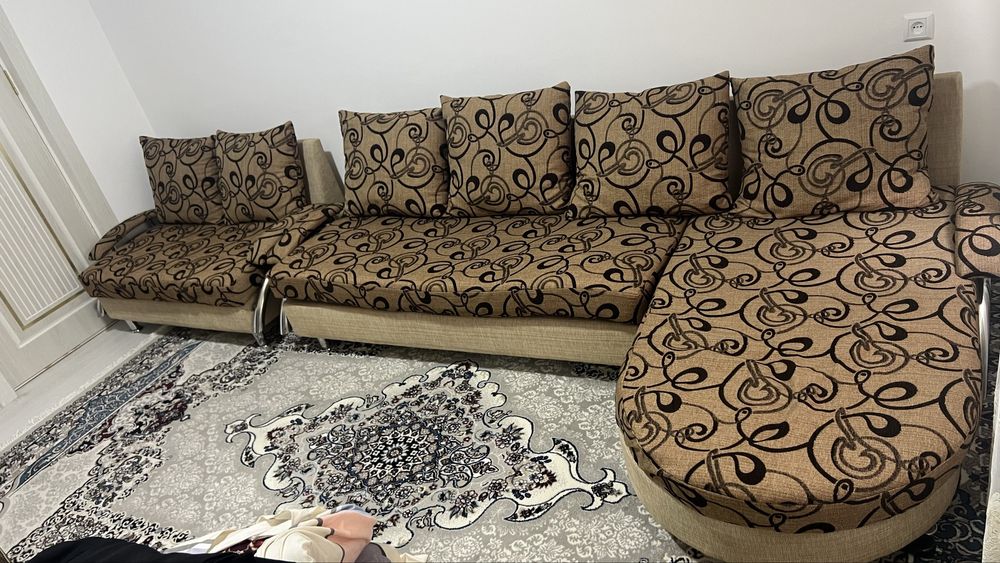 yumshoq mebel mexmonxona uchun