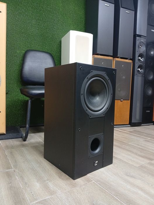 Активен субуфер Elac Bass-130