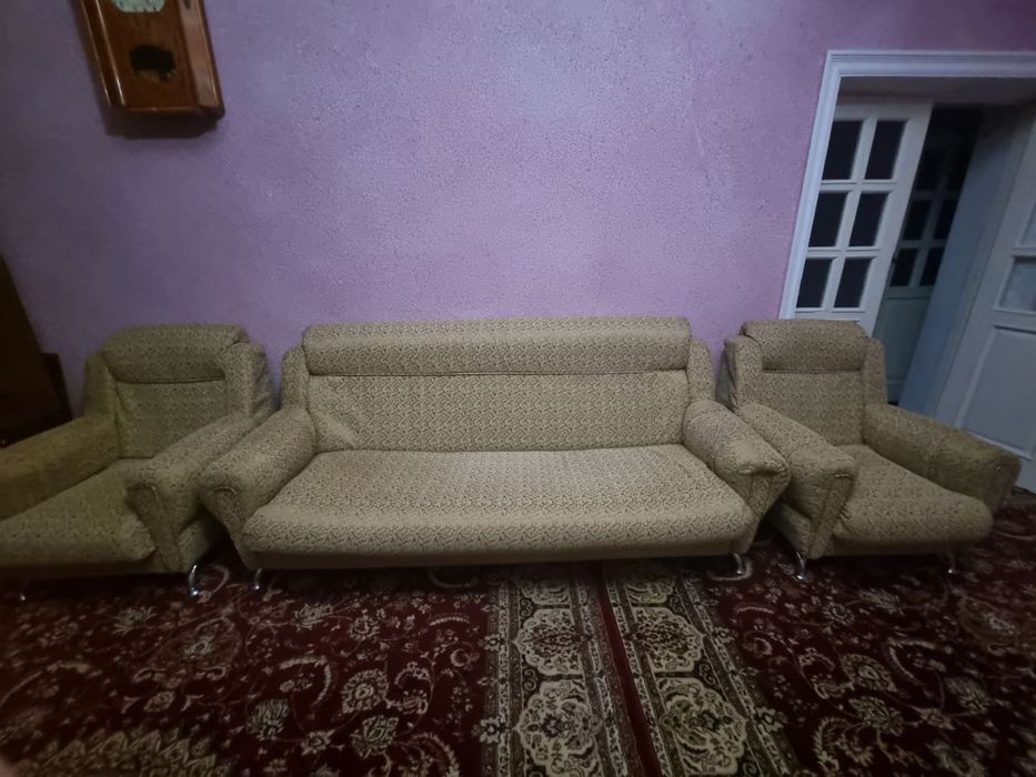 Divan kreslo sifati zor