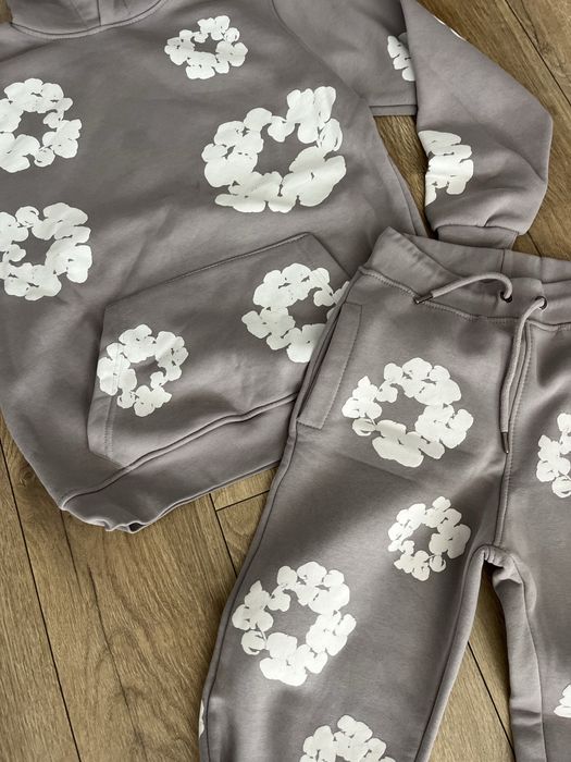 Детски спортен екип