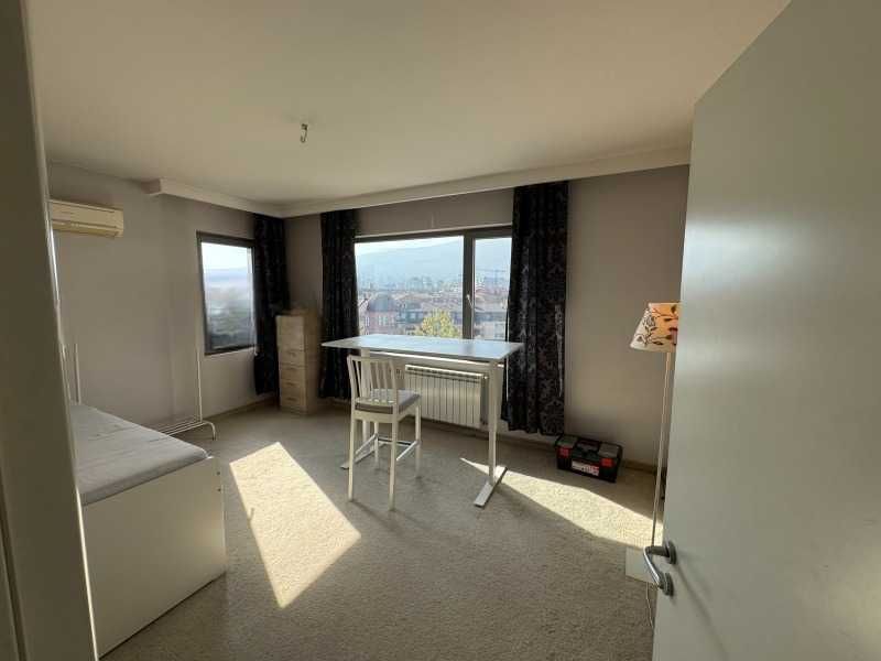 Дава се под наем Тристаен апартамент в София, Студентски град - 160 кв.м за 1249.5 € - Снимка #8