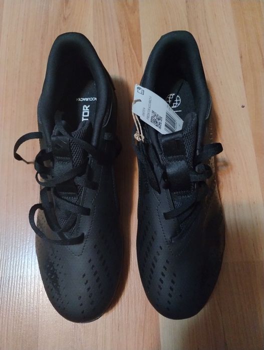 Adidas Predator ,originali,mărime 42 cu 26.5 cm!