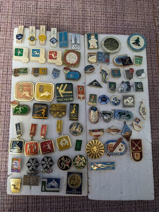 Продам значки времён СССР