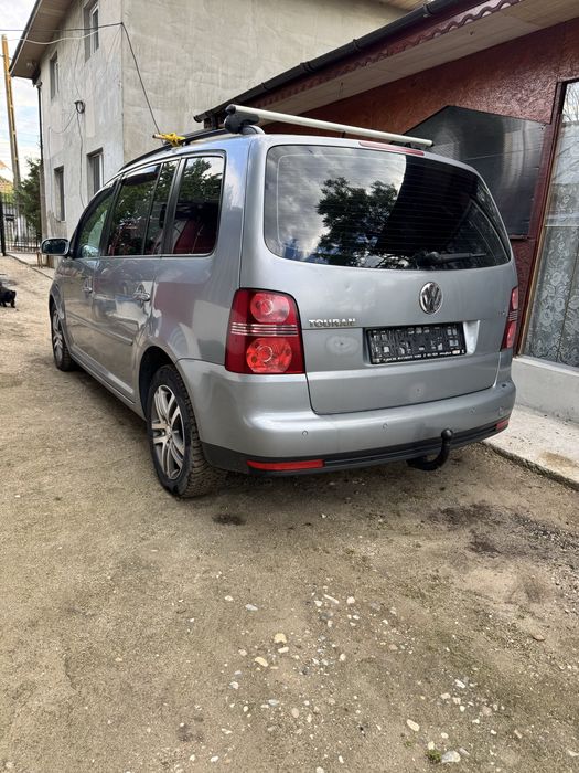 VOLKSWAGEN Touran 2009 — imagine 4