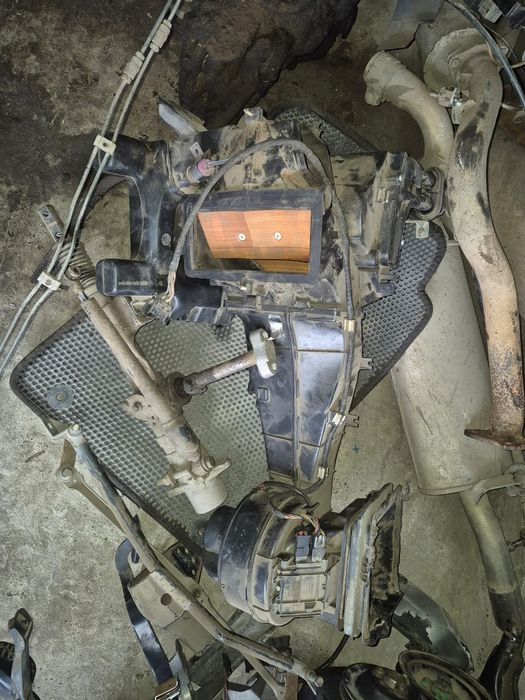 Продам запчасти на Ауди 80 б3