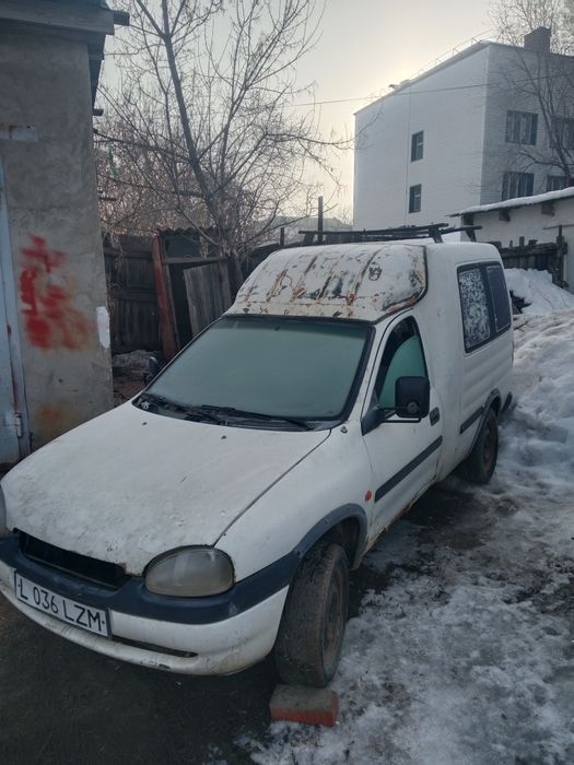 Опель - комбо дизель.