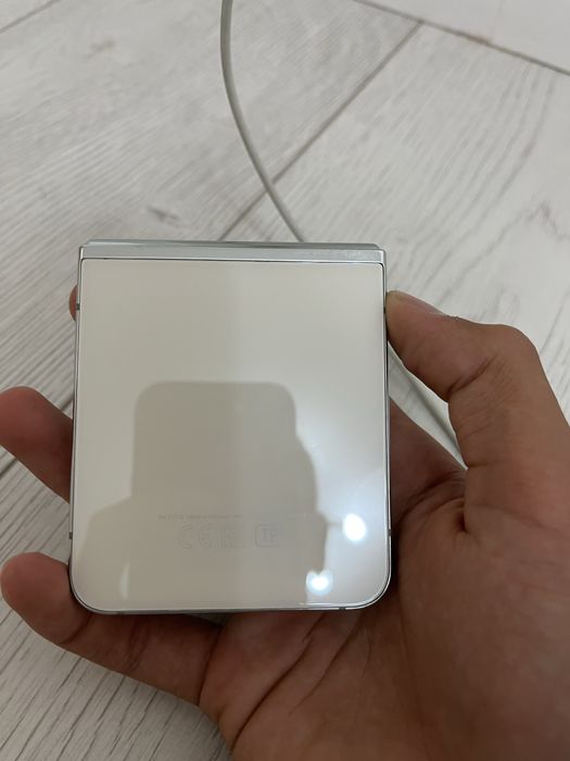 Samsung Flip 5 обмен на айфон