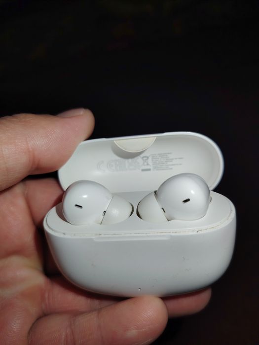 Samsung A 12 4/64 va honir quloqchinlari  tel 500      quloqchin 150