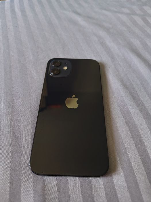 iPhone 12 blue marin
