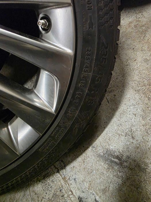 18 цола Оритинални Джанти лексус/Lexus ES VII XZ10 2019 с гуми 235/45R18 Continental Зимни