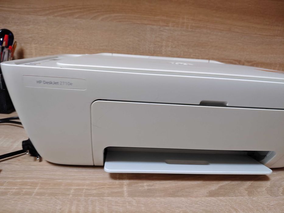 Принтер HP DeskJet 2710e