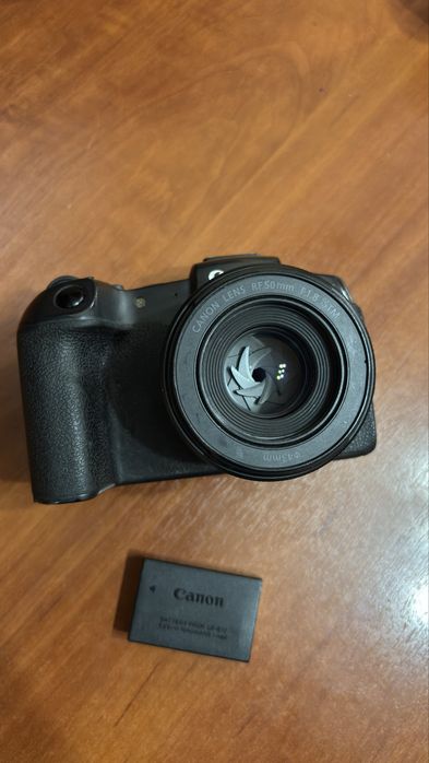 Canon RP + RF 50mm f/1.8
