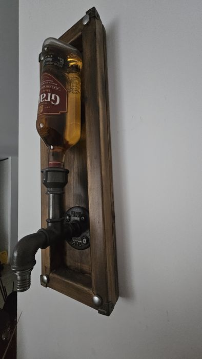 Dispenser/ dozator sticla whisky - idee cadou