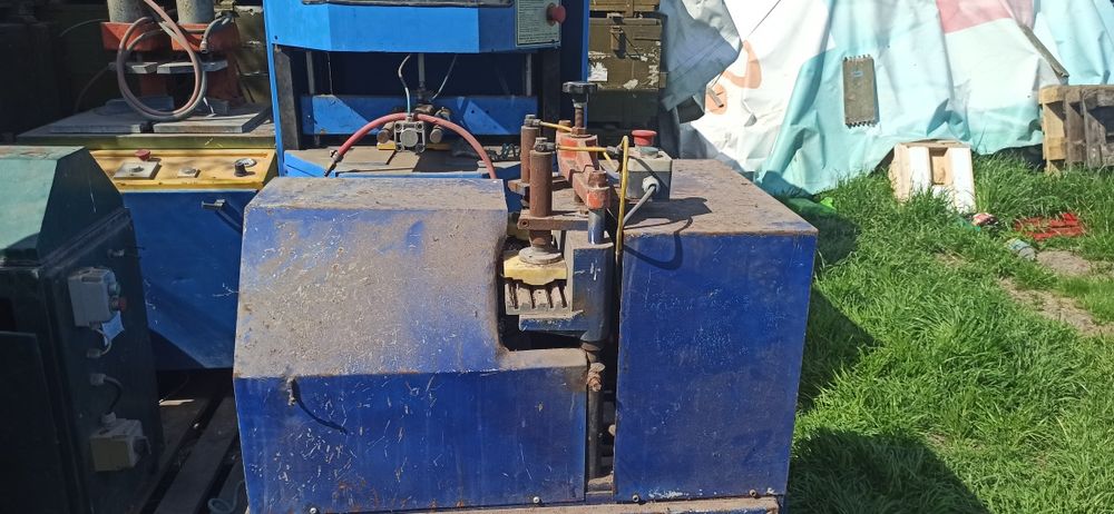 Машина за пвц дограма