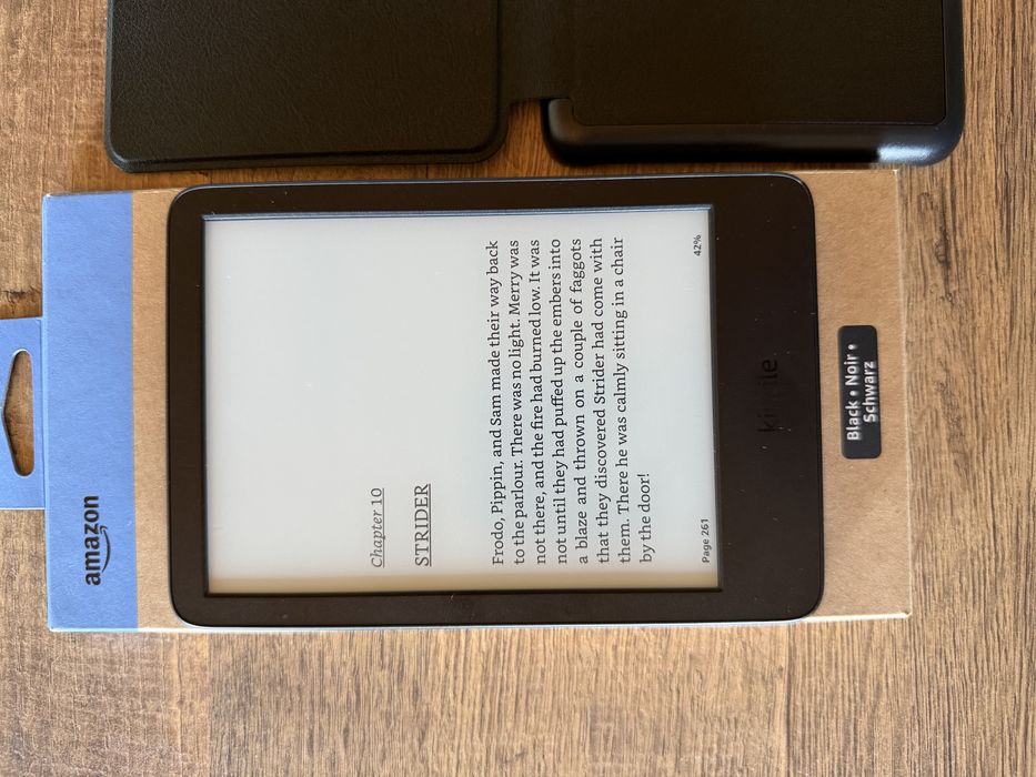 eBook Reader Amazon Kindle 2024 (11th Gen), 16 GB, Display 6", Wi-Fi, USB-C, Negru cu Garantie 24luni si Hard Case cadou