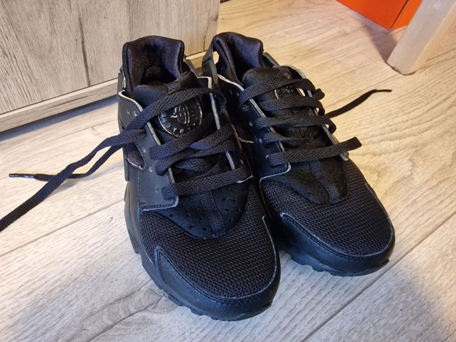 Маратонки Nike, номер36.5