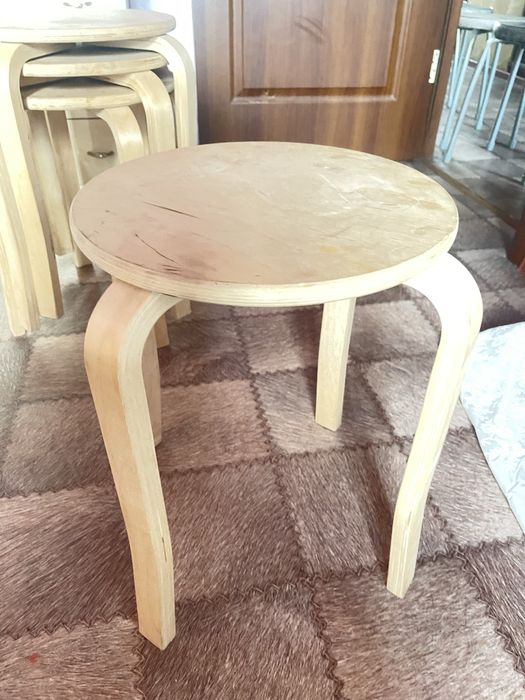 Срочно продается табурет