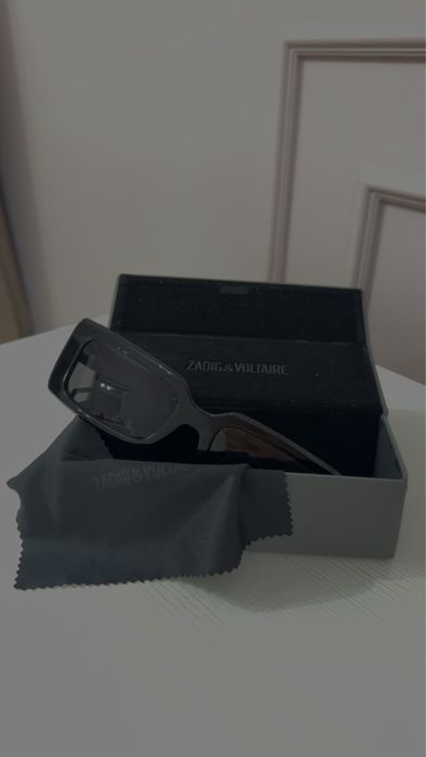 Солнцезащитные очки Zadig Voltaire
