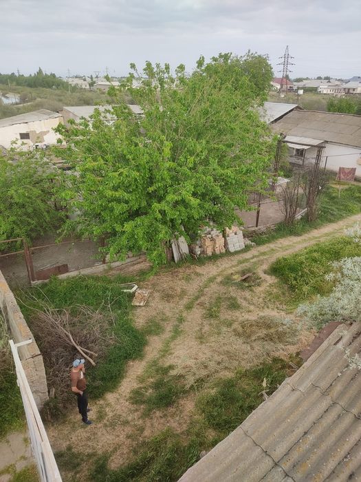 Сотилади уй ховли .