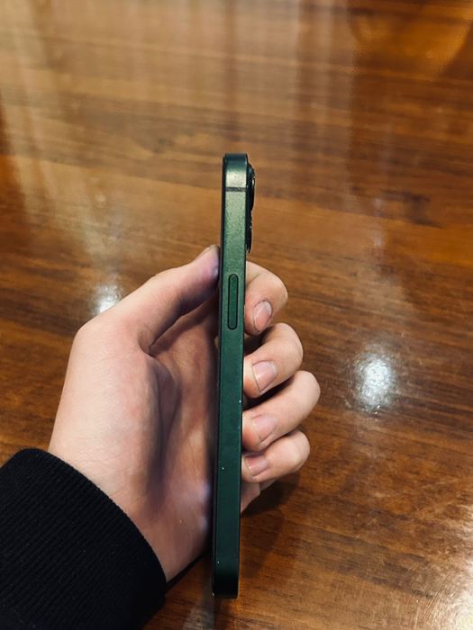 продам или обменяю iphone 13