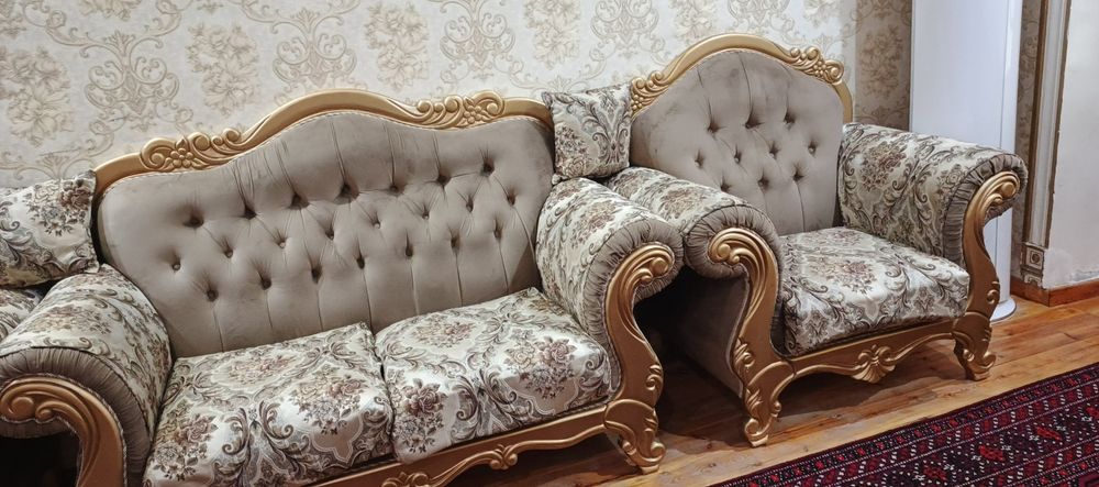 Кресло дивпн комплект 4 талик, сотилади холати яп янги , срочно!!!