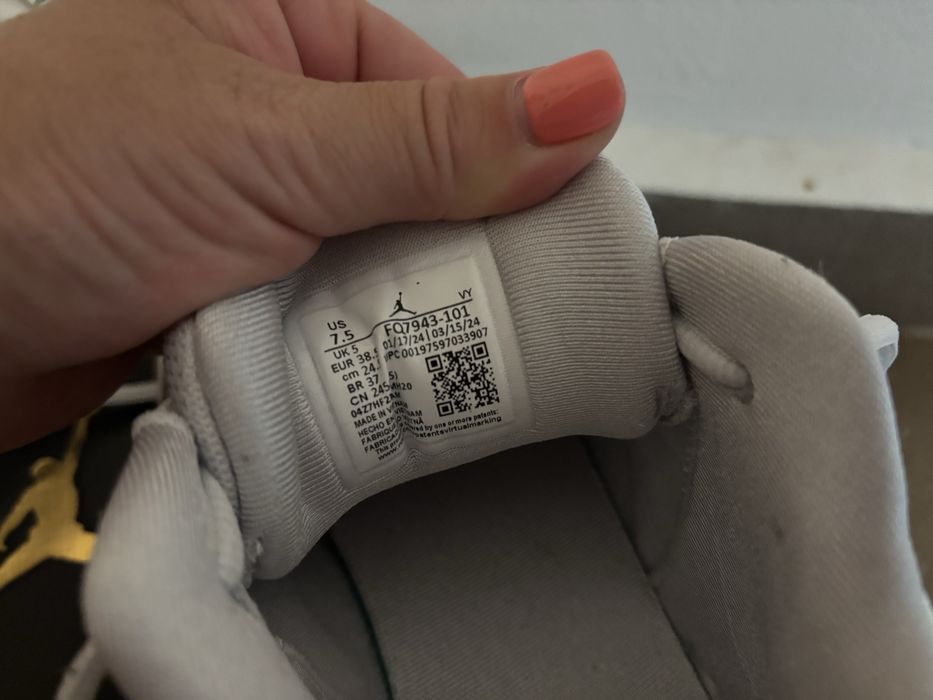 Маратонки Jordan MAX AURA 6