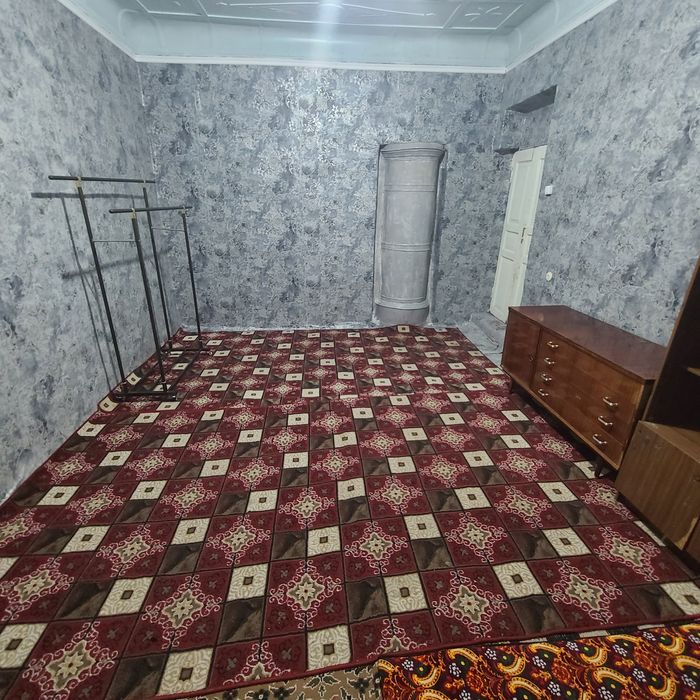 Yakkasaroy Muqumiy maxalla Ogl Bollarga Kvartira Xovli uy