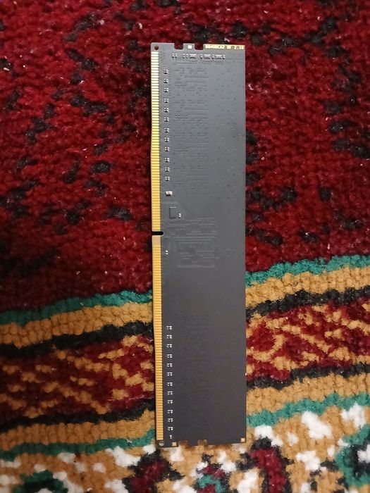 Kamputor uchun teskor hotira