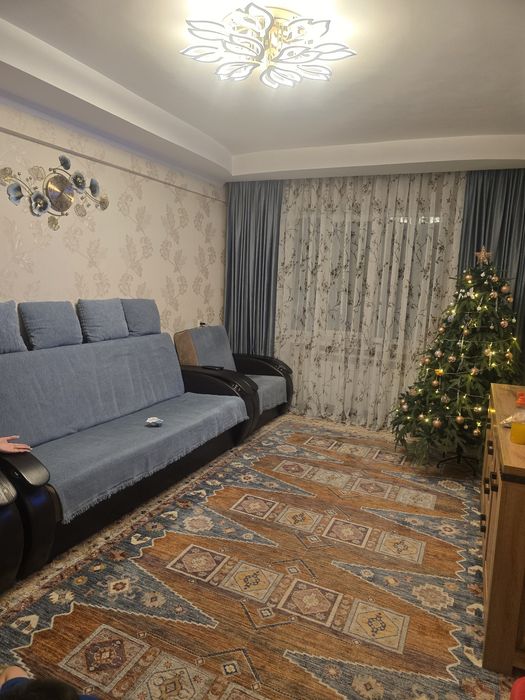 Продам диван и 2 кресла