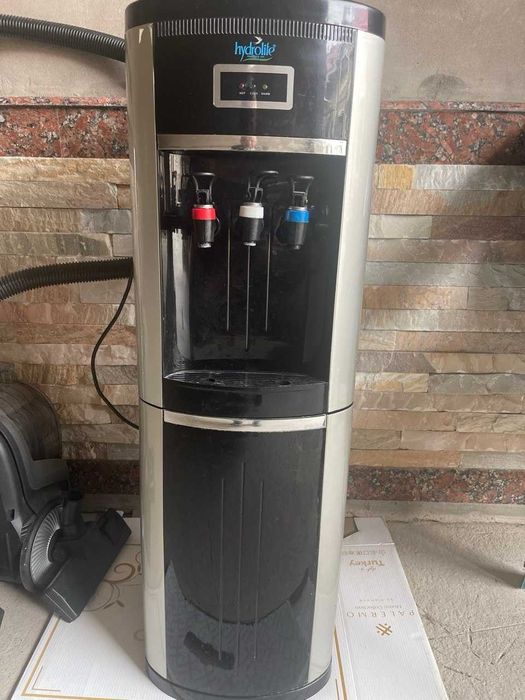 Куллер воды с обогревом и охлаждением