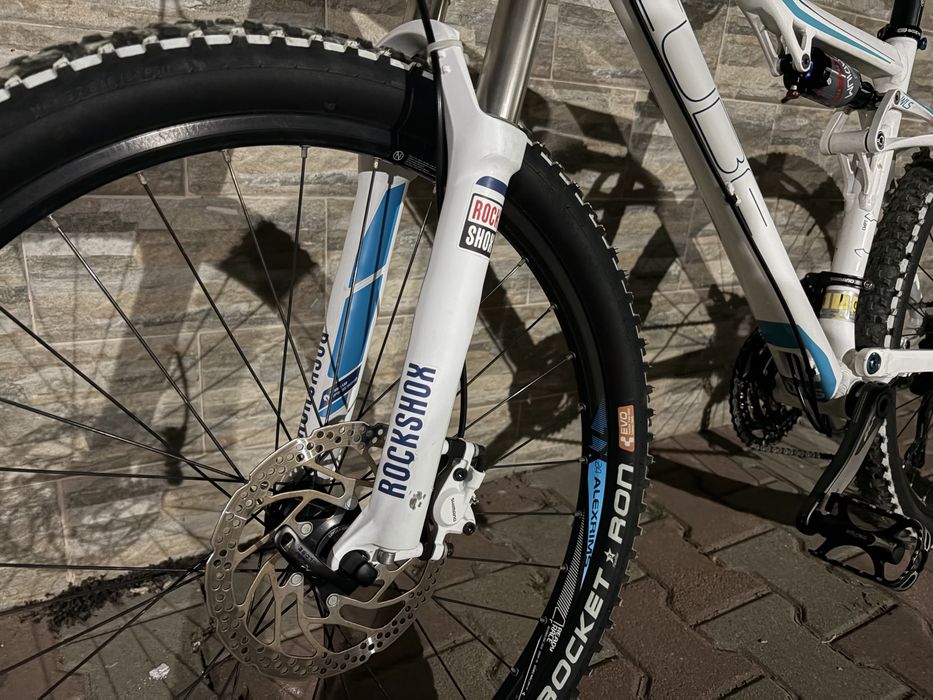 Bicicleta  Cube WLS AMS