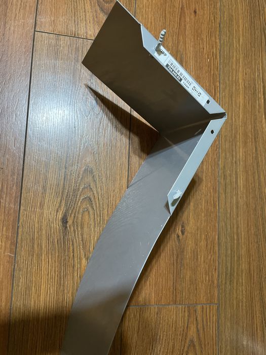 Raft metalic Ikea pentru CD, DVD-uri sau carti mici