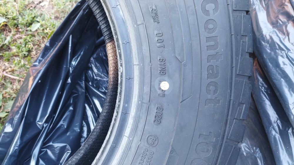 Continental VanContact 225/75/16