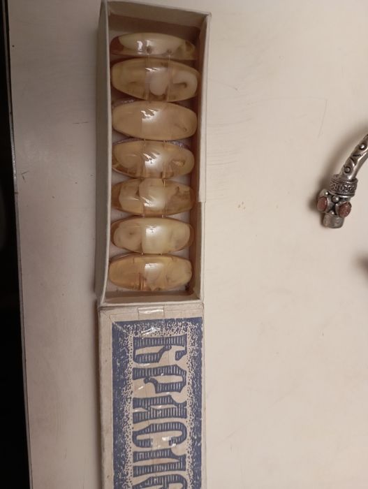 Винтажная бижутерия