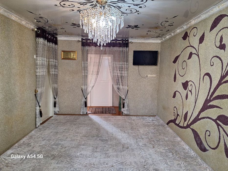 3 xonali uy sotiladi