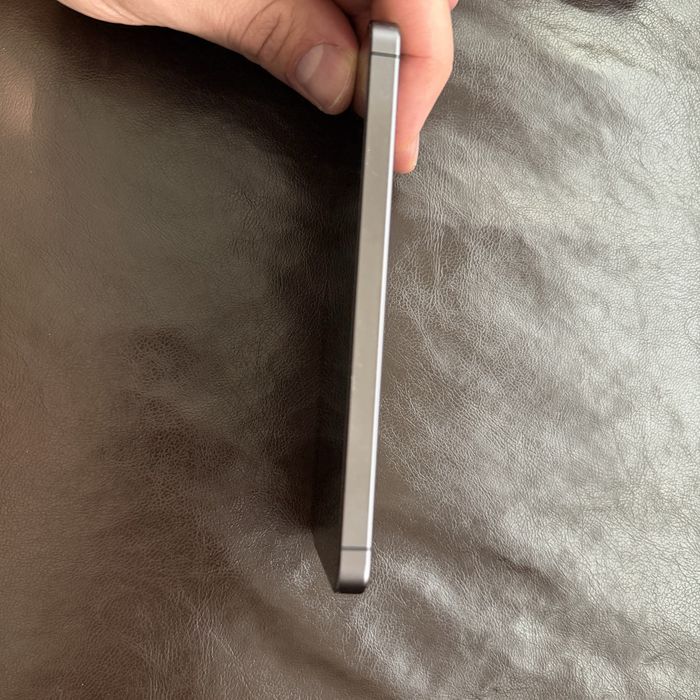 Samsung s24 перфектен