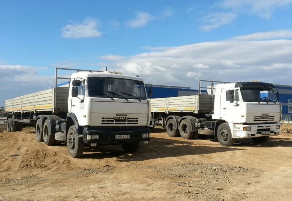 Открытая шаланда бортовая контейнеровоз длинномер