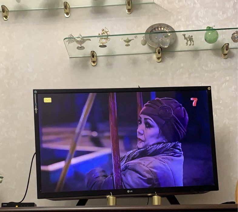 Телевизор  LG б/у